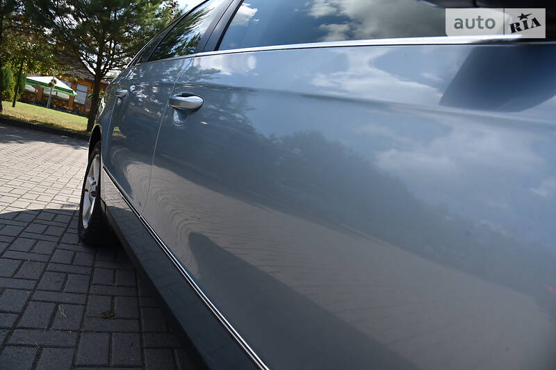 Універсал Volkswagen Passat 2008 в Дрогобичі