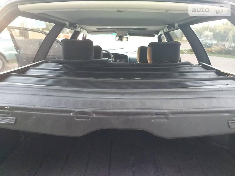 Універсал Volkswagen Passat 1994 в Теофіполі