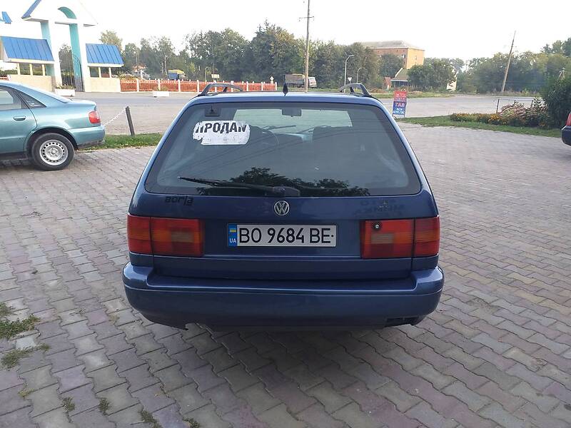 Універсал Volkswagen Passat 1994 в Теофіполі