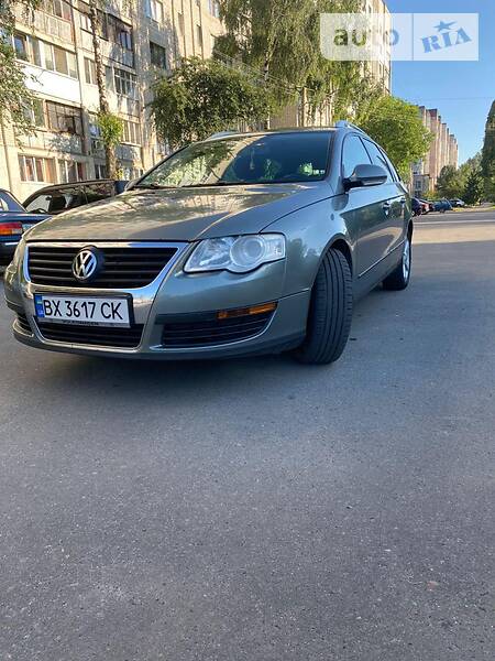 Универсал Volkswagen Passat 2005 в Хмельницком