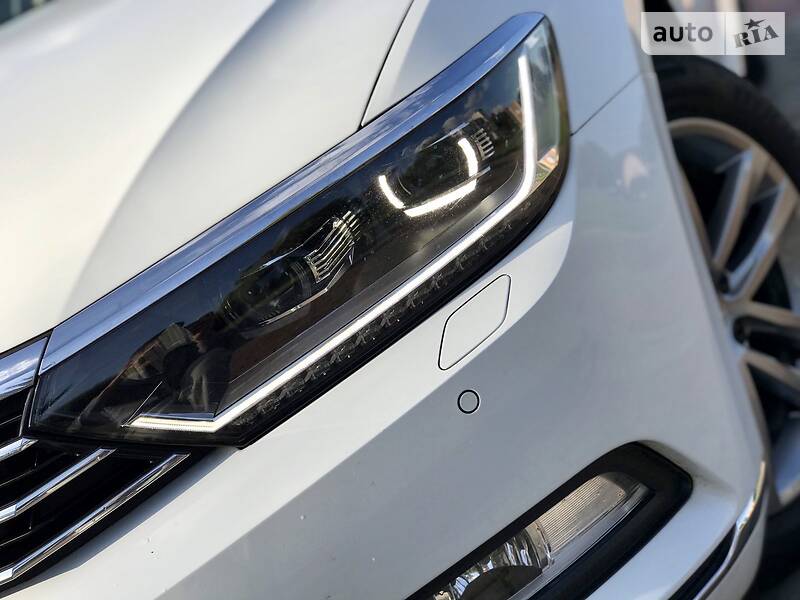 Універсал Volkswagen Passat 2018 в Млиніві