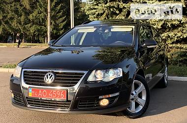 Універсал Volkswagen Passat 2009 в Рівному