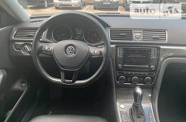 Седан Volkswagen Passat 2017 в Киеве