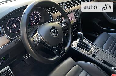 Седан Volkswagen Passat 2018 в 