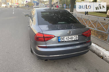 Седан Volkswagen Passat 2016 в Харькове