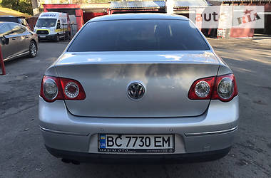 Седан Volkswagen Passat 2007 в Киеве