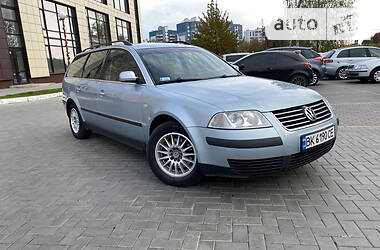 Универсал Volkswagen Passat 2003 в Луцке