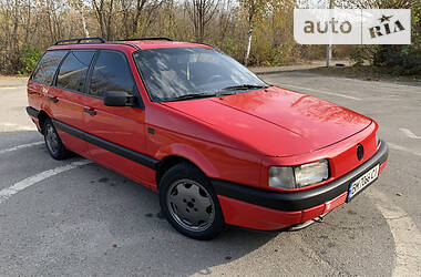 Универсал Volkswagen Passat 1989 в Конотопе