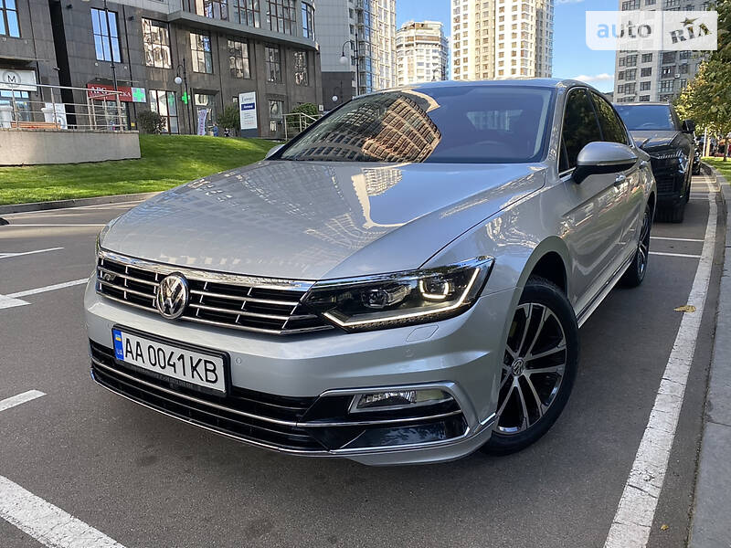 Седан Volkswagen Passat 2018 в 
