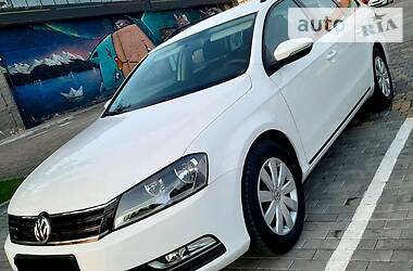 Универсал Volkswagen Passat 2013 в Луцке