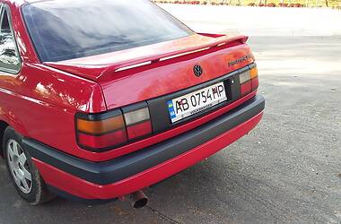 Седан Volkswagen Passat 1990 в Ямполі