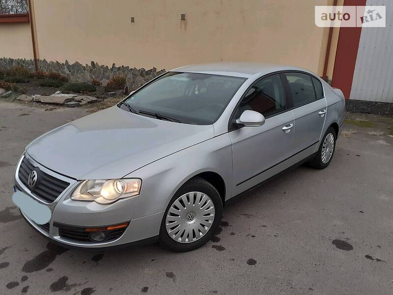 Седан Volkswagen Passat 2005 в 