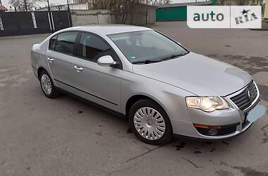 Седан Volkswagen Passat 2005 в 