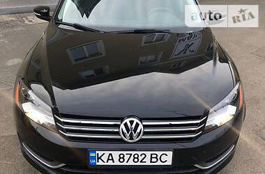 Седан Volkswagen Passat 2014 в Києві