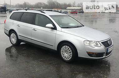 Универсал Volkswagen Passat 2006 в Гайвороне