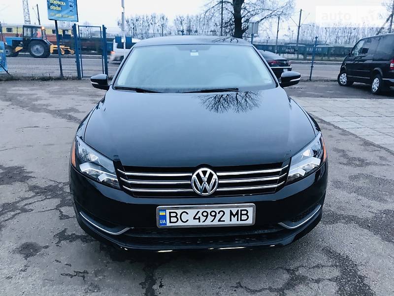 Седан Volkswagen Passat 2014 в Львове