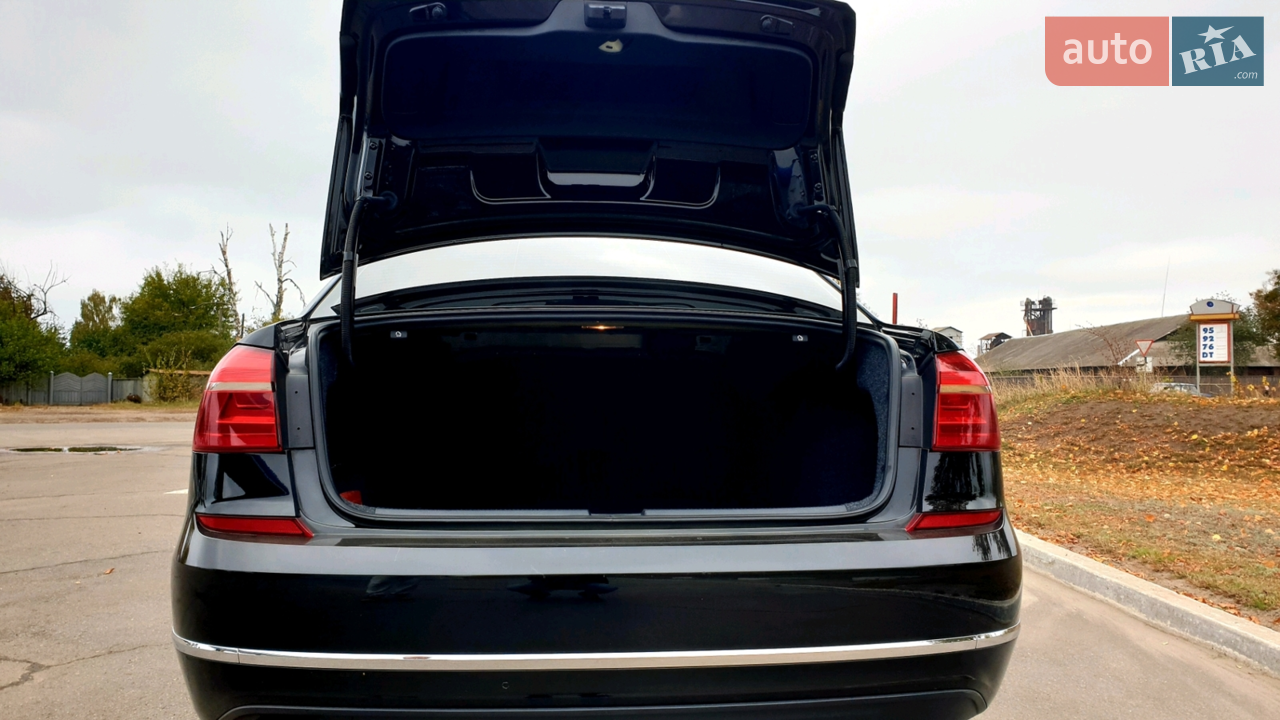 2016 Volkswagen Passat - мініатюра 11