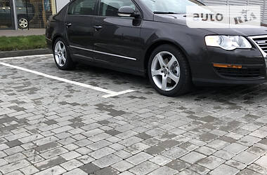 Седан Volkswagen Passat 2009 в Одессе