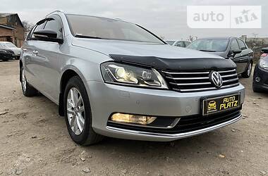 Універсал Volkswagen Passat 2014 в Кропивницькому