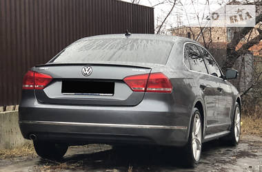 Седан Volkswagen Passat 2014 в Славянске