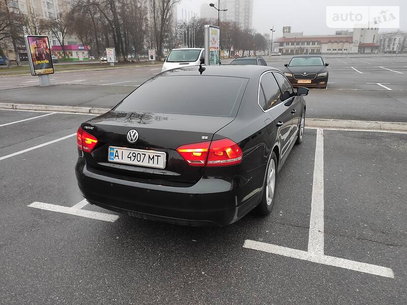 Седан Volkswagen Passat 2013 в Киеве