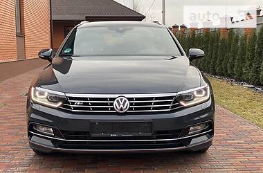 Универсал Volkswagen Passat 2017 в Киеве