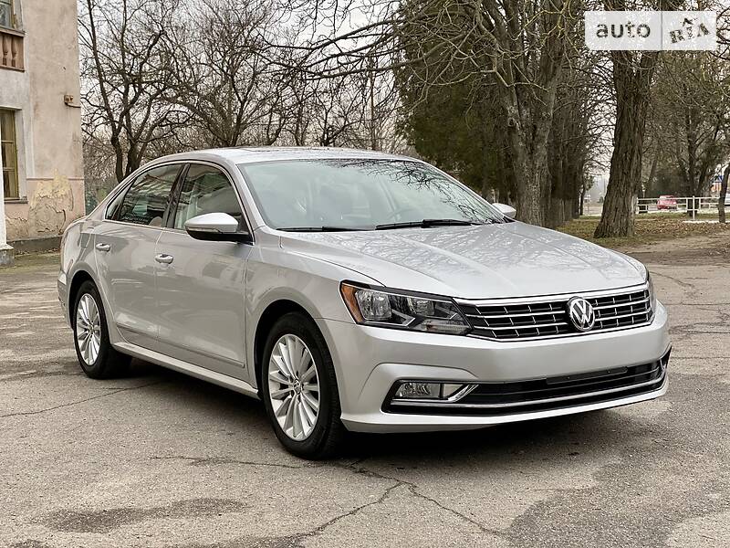 Седан Volkswagen Passat 2016 в Херсоне