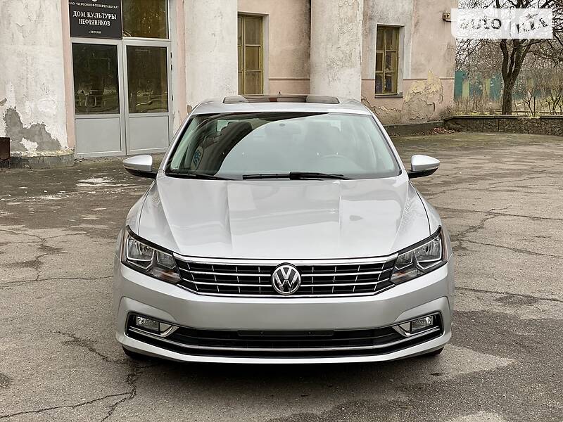 Седан Volkswagen Passat 2016 в Херсоне