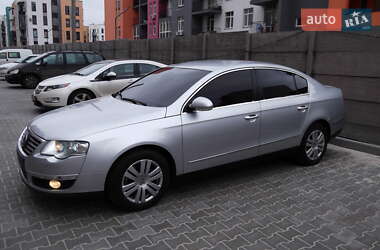 Седан Volkswagen Passat 2008 в Софиевской Борщаговке
