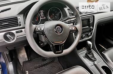 Седан Volkswagen Passat 2015 в Бердичеві