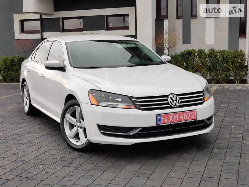 Седан Volkswagen Passat 2014 в Стрые