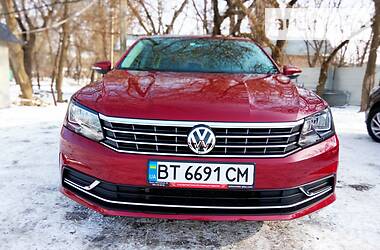 Седан Volkswagen Passat 2015 в 