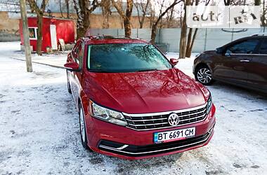 Седан Volkswagen Passat 2015 в 