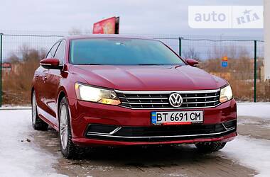 Седан Volkswagen Passat 2015 в 