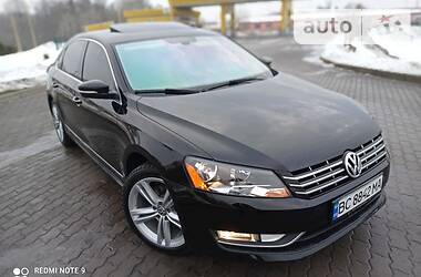 Седан Volkswagen Passat 2012 в Бродах