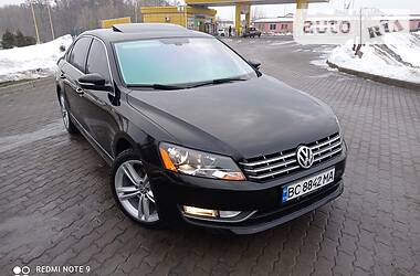 Седан Volkswagen Passat 2012 в Бродах