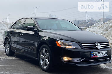 Седан Volkswagen Passat 2014 в Киеве