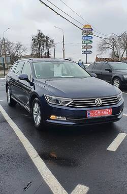 Универсал Volkswagen Passat 2016 в Житомире