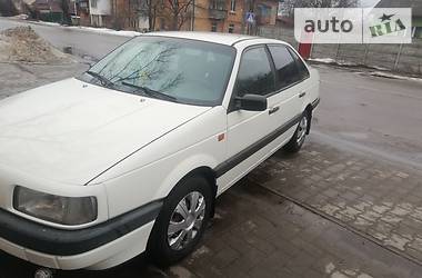 Седан Volkswagen Passat 1990 в Броварах