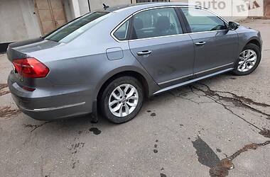 Седан Volkswagen Passat 2016 в Харькове