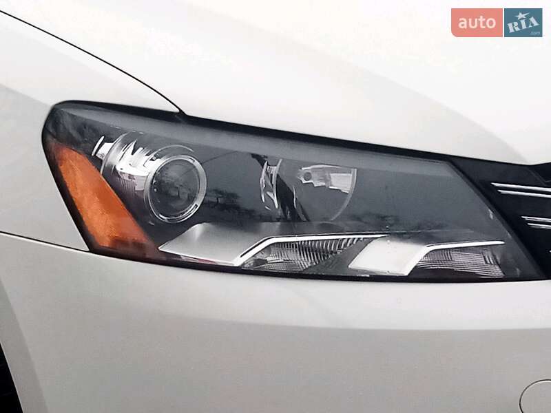 Седан Volkswagen Passat 2014 в Нетішині