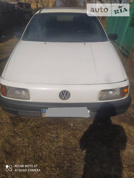 Универсал Volkswagen Passat 1992 в Малине