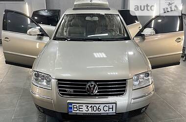 Седан Volkswagen Passat 2004 в Николаеве