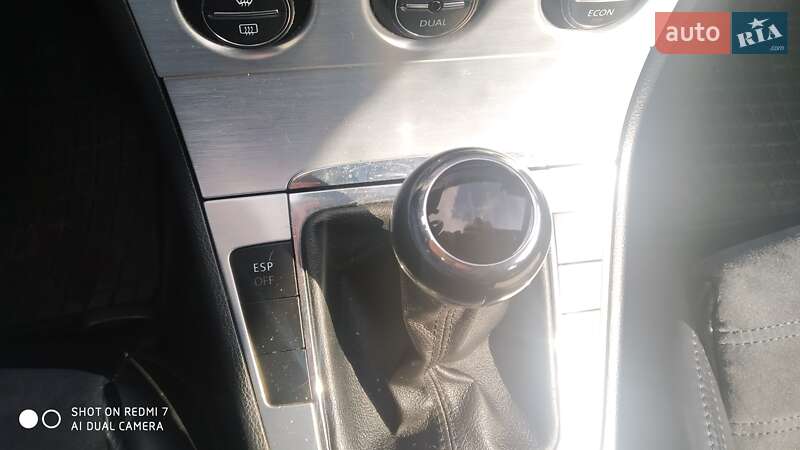 Універсал Volkswagen Passat 2006 в Львові