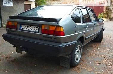 Хетчбек Volkswagen Passat 1987 в Чернігові