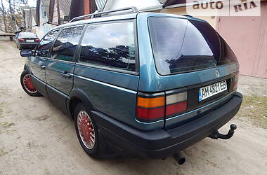 Универсал Volkswagen Passat 1989 в Житомире