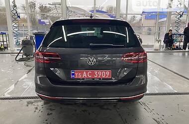 Универсал Volkswagen Passat 2018 в Луцке