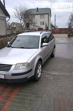 Універсал Volkswagen Passat 2001 в Чорткові