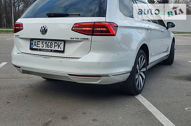 Универсал Volkswagen Passat 2016 в Днепре