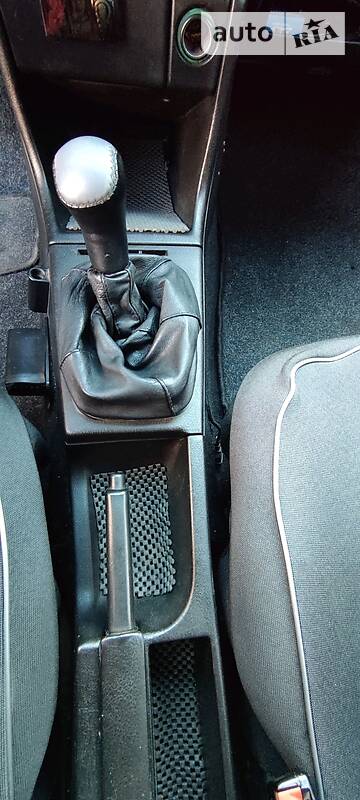 Седан Volkswagen Passat 1989 в Кривому Розі